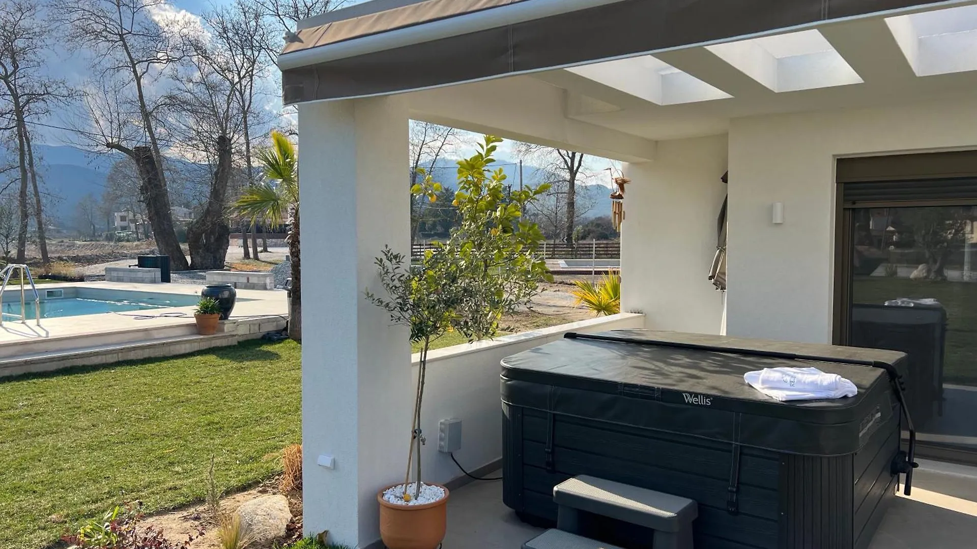 Garden Residence Olympiada 0*,