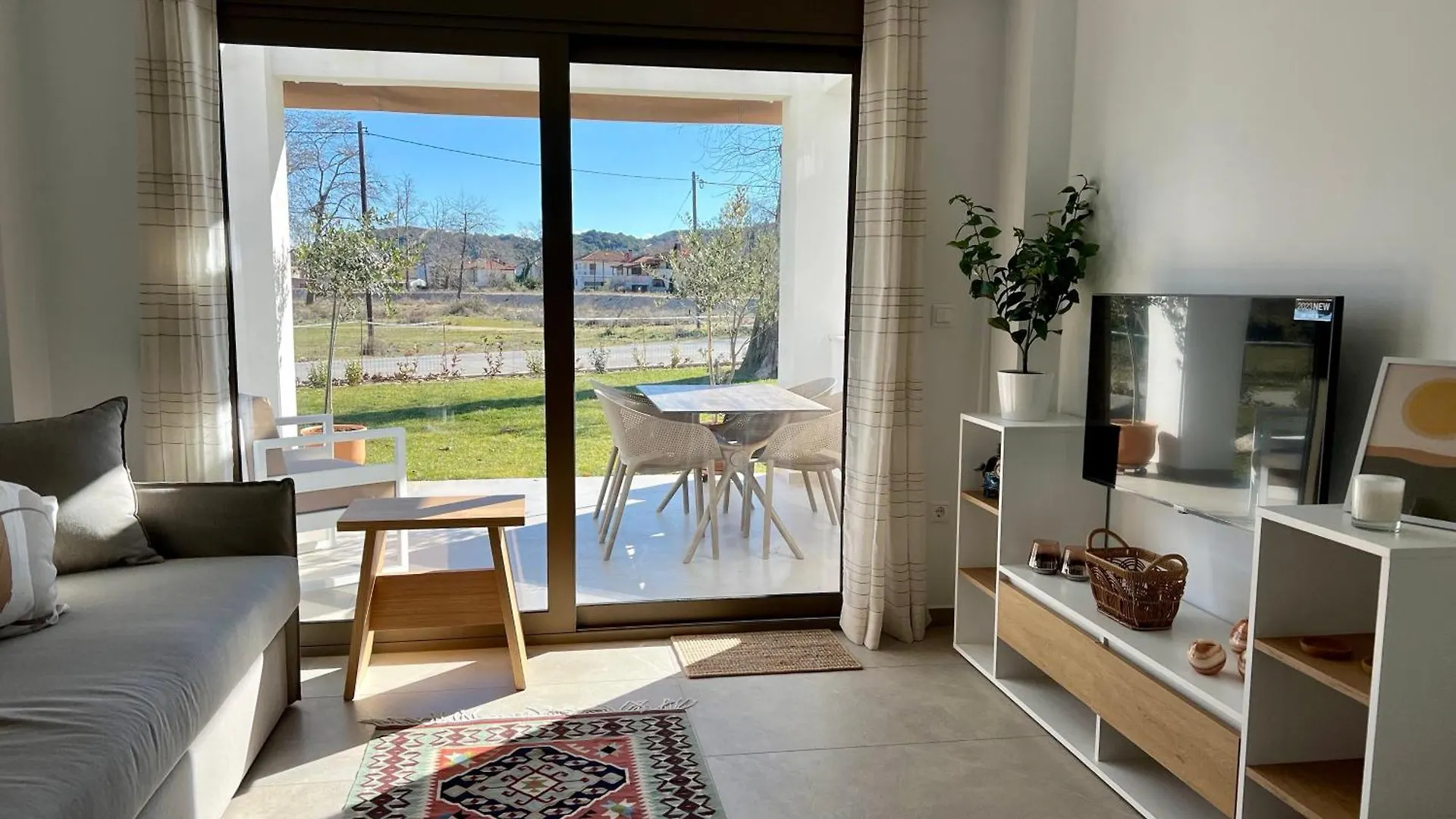 Garden Residence Olympiada 0*,